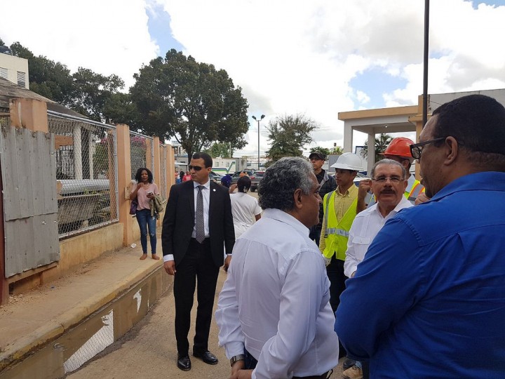 Danilo Medina supervisa avances Hospital Moscoso Puello y Ciudad Sanitaria Luis Eduardo Aybar