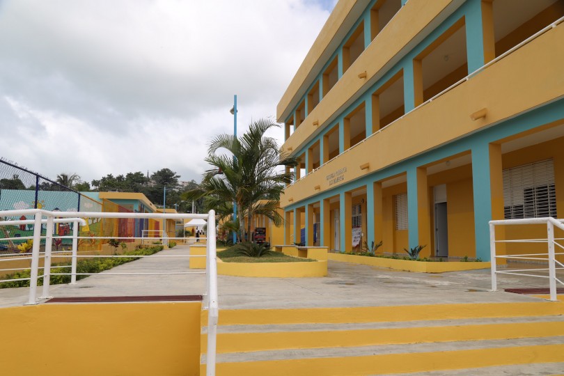 Revolución Educativa, Inauguración de escuela, Ministerio de Educación