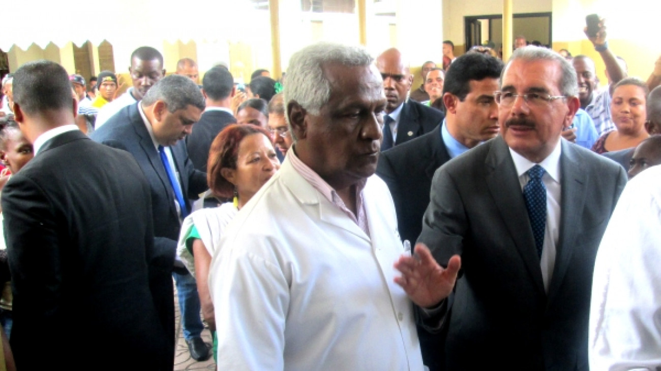 Danilo Medina en Hospital Darío Contreras 