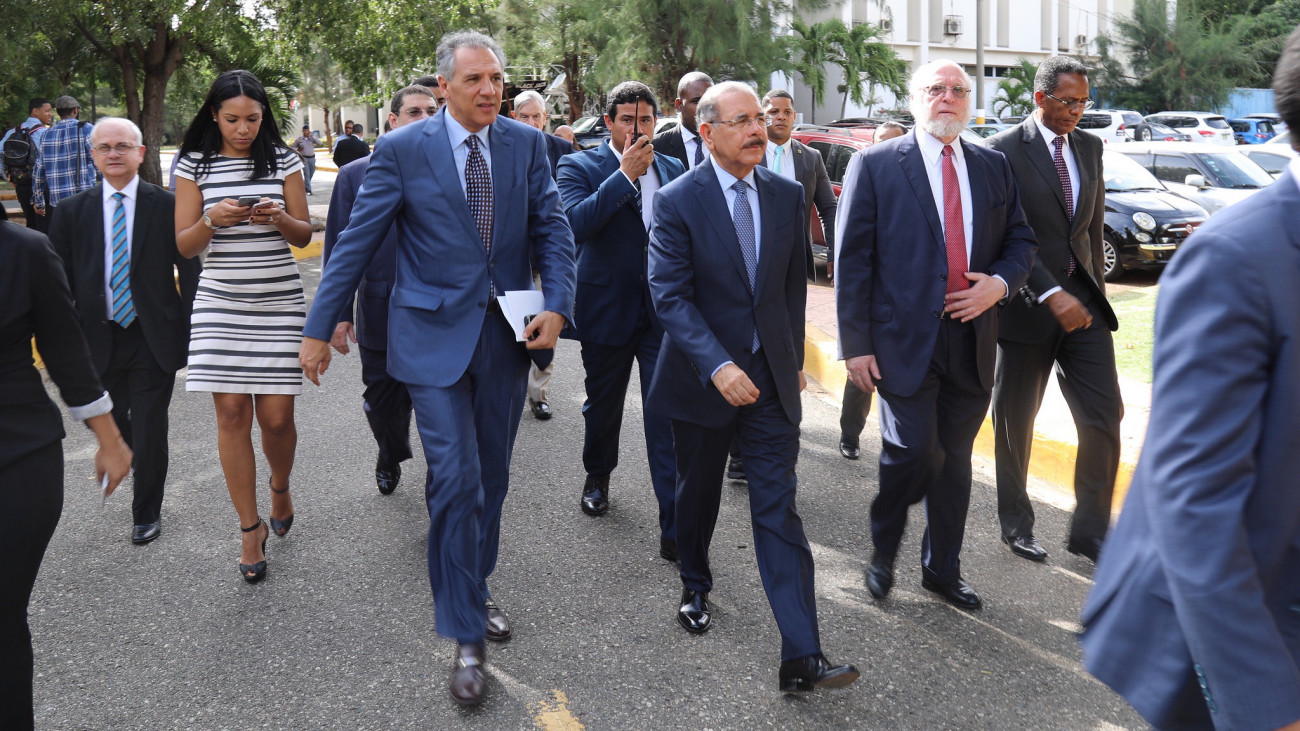 Danilo Medina visita museo Historia y Geografía, Conservatorio y Plaza de la Cultura