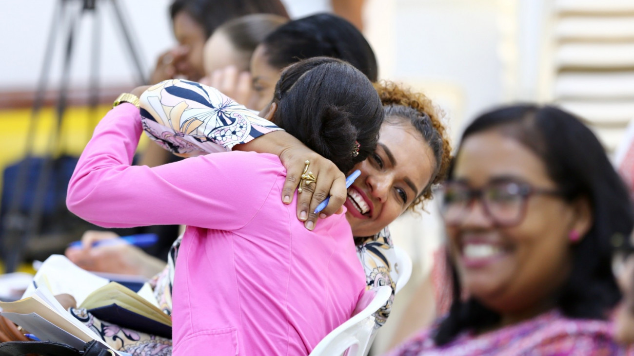 Comunidades Inteligentes: Despacho Primera Dama promueve cultura de paz y convivencia pacífica en Herrera