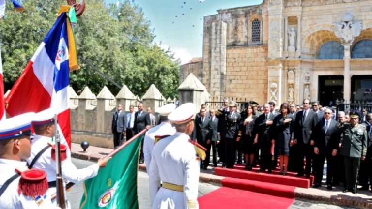 Presidente Danilo Medina junto a la primera dama Cándida Montilla de Medina y la vicepresidenta Margarita Cedeño de Fernández, llegan a la Catedral