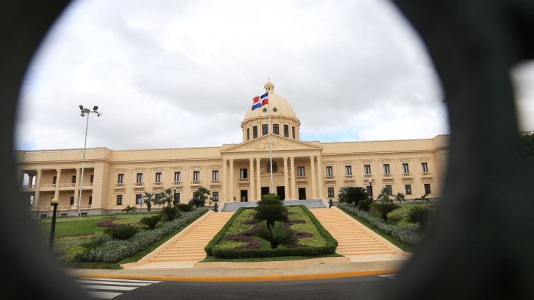 Fachada frontal Palacio Presidencia República Dominicana