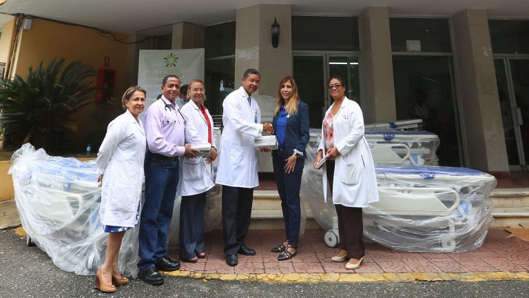 DPD donó equipos e insumos médicos al Hospital Materno Infantil Santo Socorro
