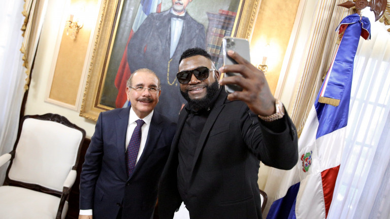 David Ortiz y Danilo Medina se toman selfie en Palacio Nacional 
