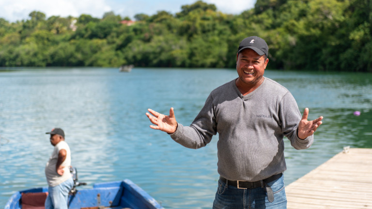 Pescador Río Salado, La Romana.