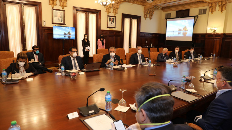 Ministro Administrativo de la Presidencia, José Ramó Peralta encabeza reunión