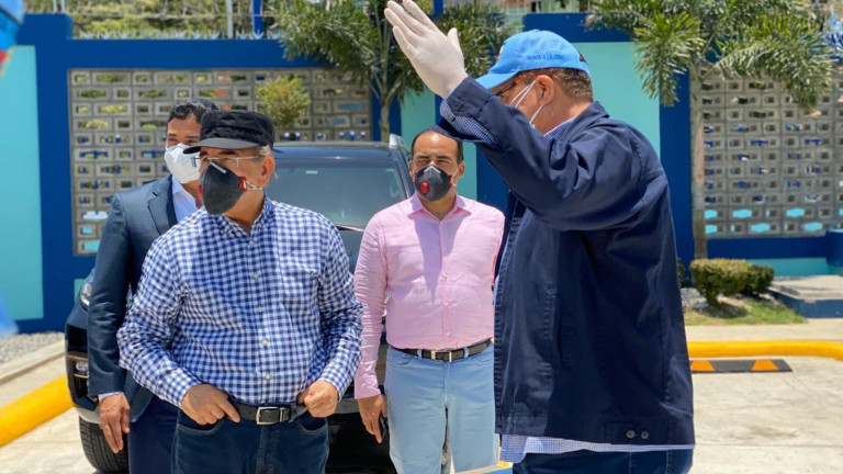 Danilo Medina realiza visita de supervisión a planta Mirador Norte-La Zurza