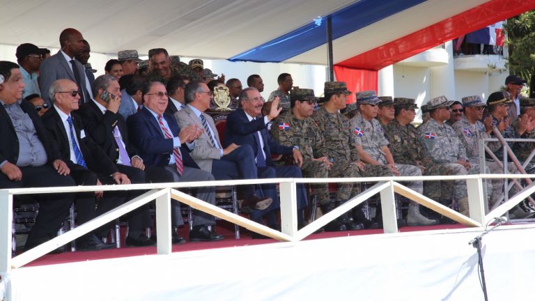 Danilo Medina en desfile militar Batalla 19 de Marzo